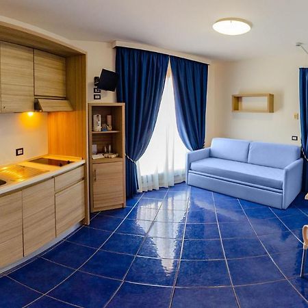 צ'פאלו Astro Suite Hotel מראה חיצוני תמונה