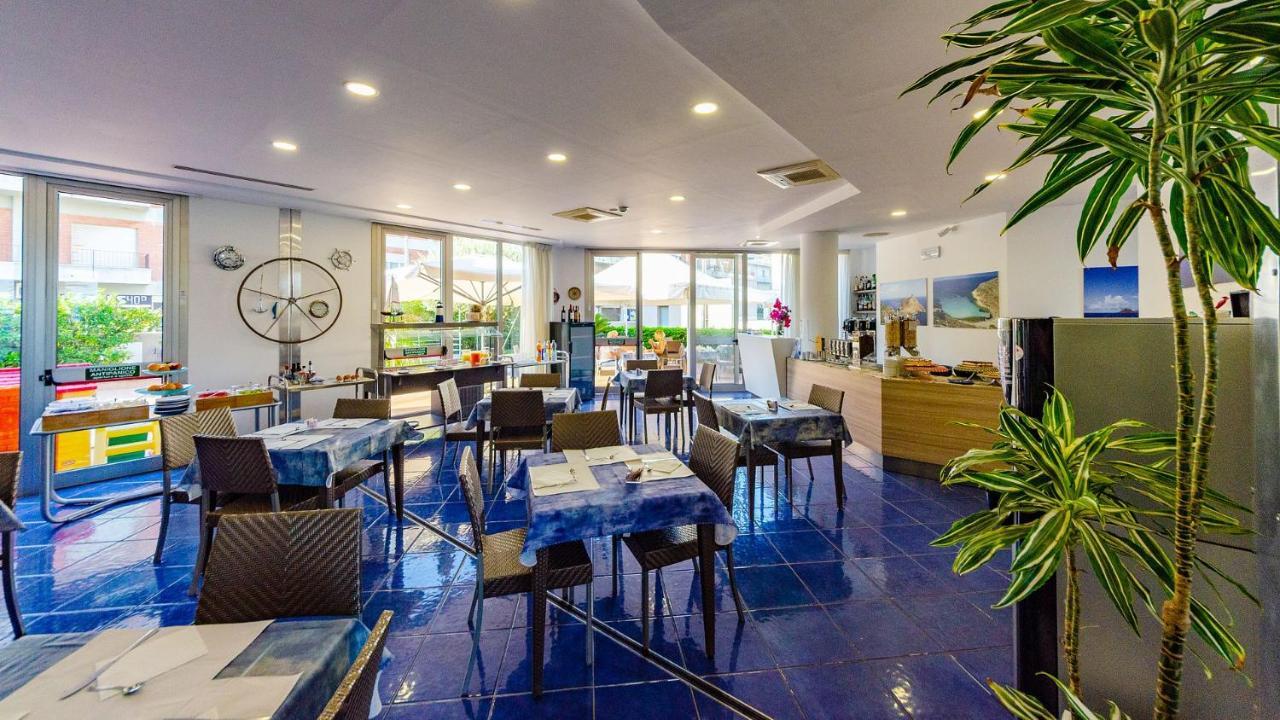 צ'פאלו Astro Suite Hotel מראה חיצוני תמונה